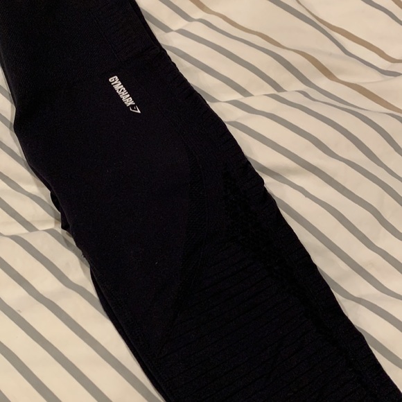Gymshark Black Legging - Picture 2 of 2